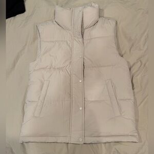 NWT Abercrombie & Fitch Puffer Vest